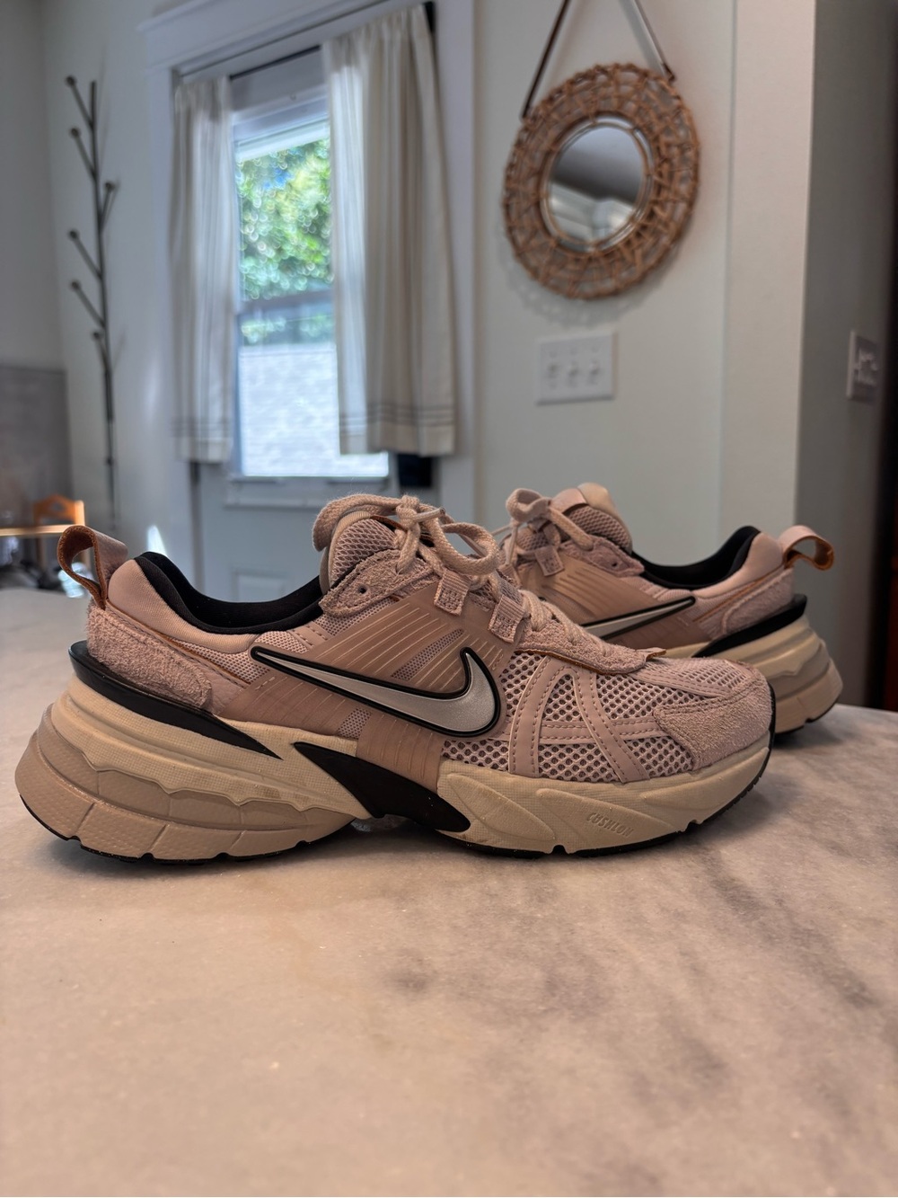 Nike V2K Run Sneakers ! Pink and Beige Chunky Nike's in Platinum Violet Colorway - Picture 3 of 6